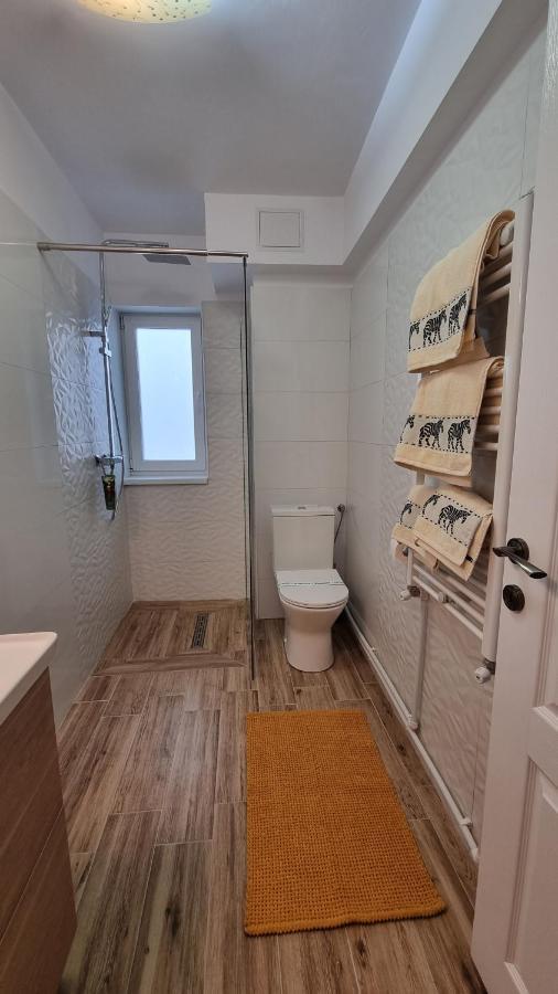 Central Residence Bacau Exterior photo